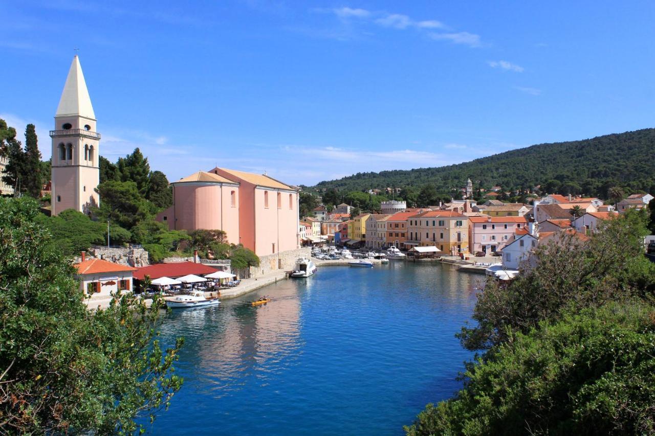 Apartments By The Sea Veli Losinj, Losinj - 19196 외부 사진