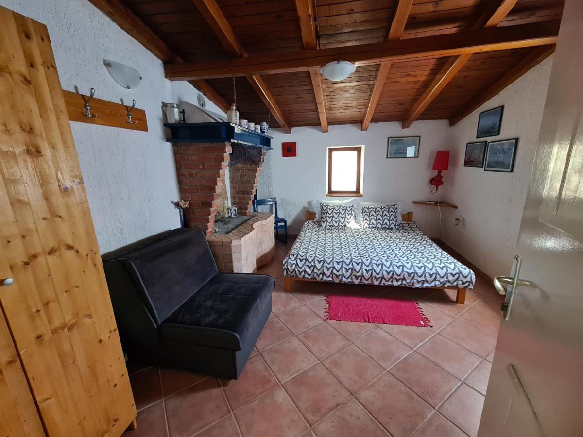 Apartments By The Sea Veli Losinj, Losinj - 19196 외부 사진